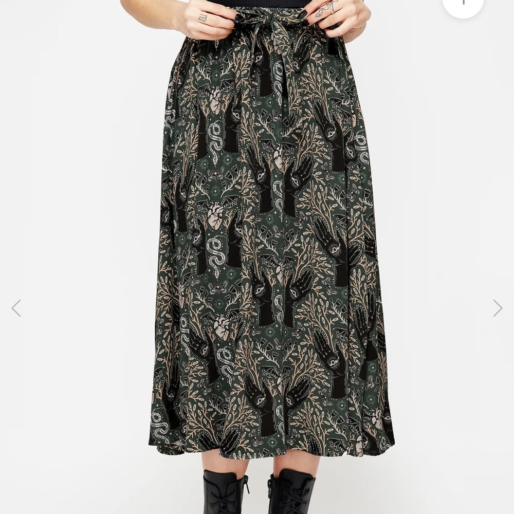 Disturbia Hemlock Tie Detail Midi Skirt - Elegant Forest Green Patterned Skirt